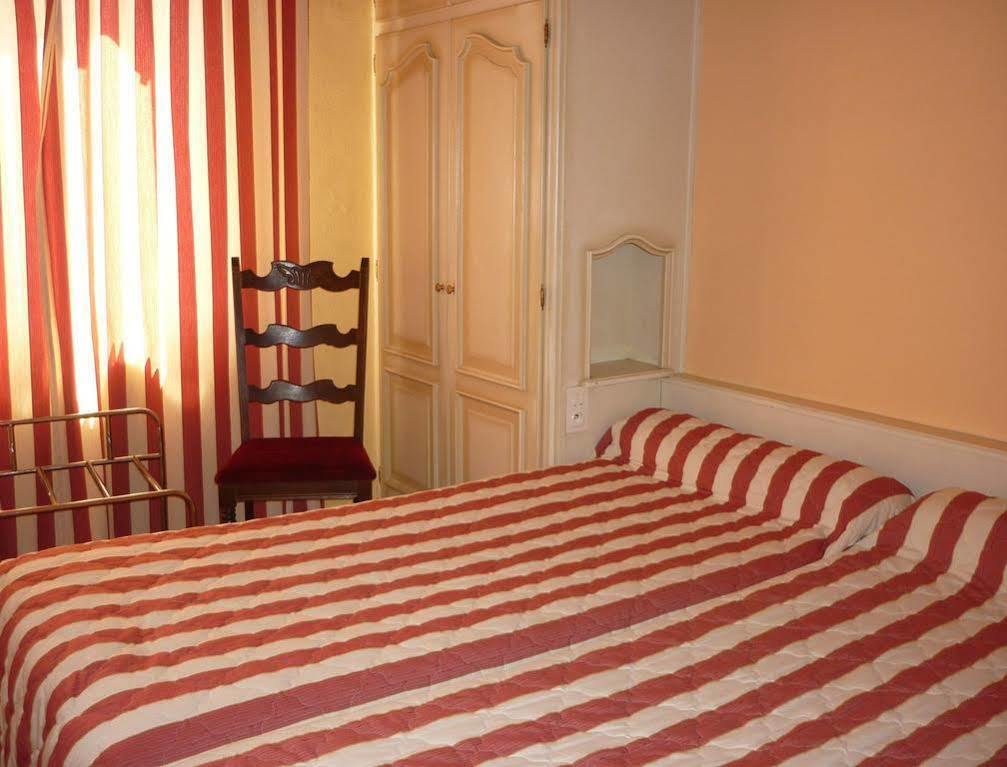 Logis-Cit'Hotel Des Vosges 5 Rue De La Gare オベルネ エクステリア 写真